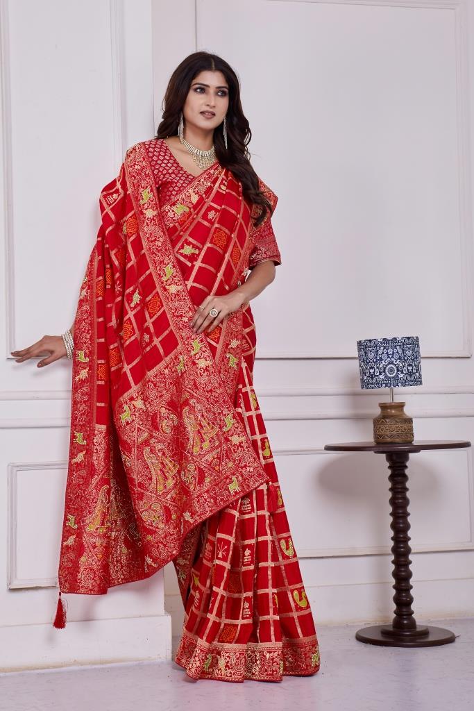 HO SIROSKI  SAREE