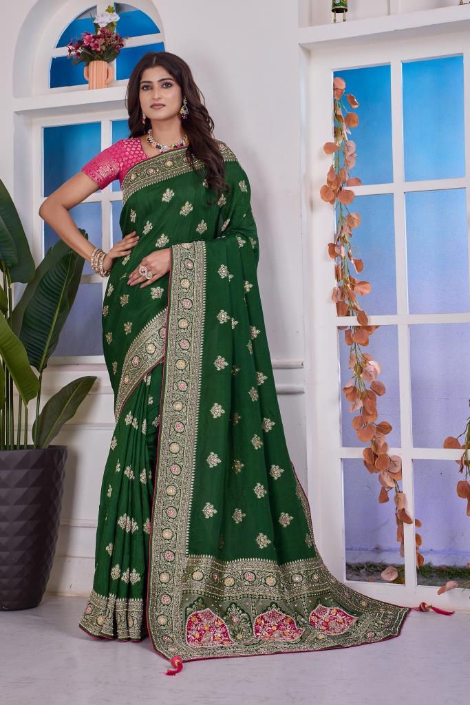 DOLA SILK APPLIQUE WORK & PEACH PALLU HANDWORK